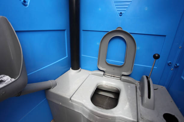 Best Portable restroom trailer rental  in Orleans, IN